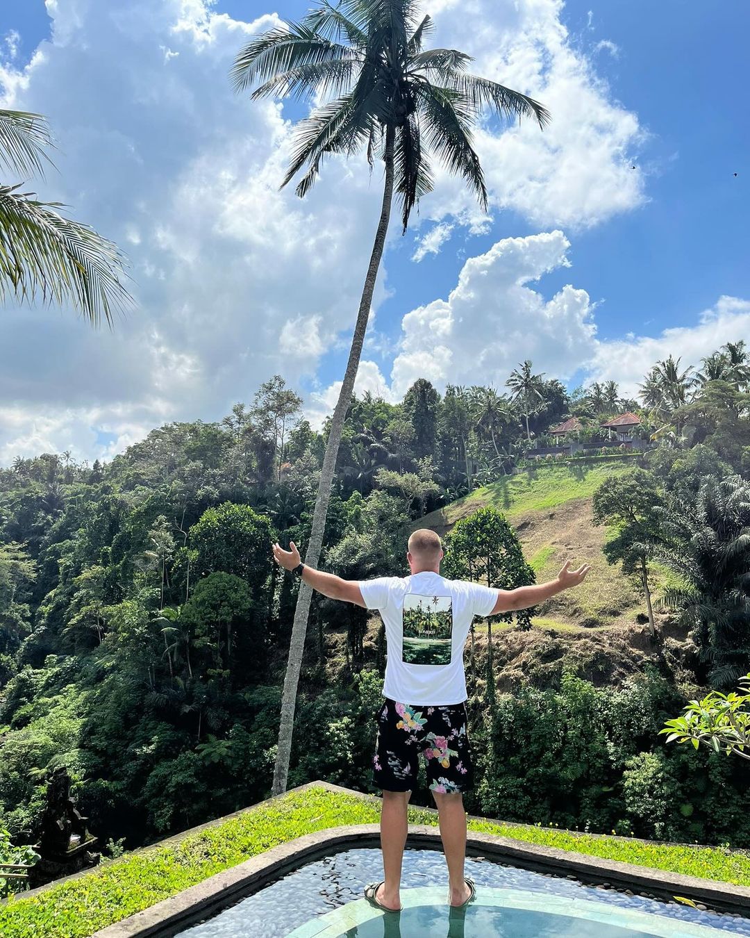ICON / TAHITI