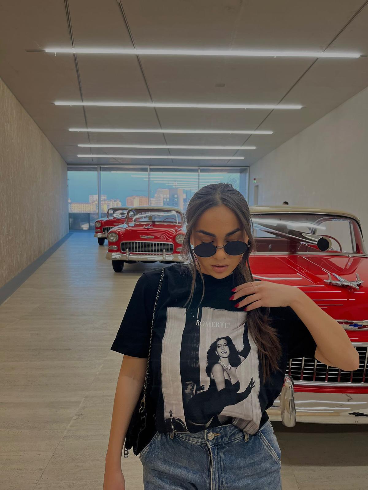 ICON / GEORGINA